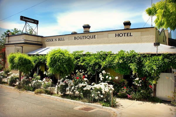 CocknBull Boutique Hotel Echuca interior